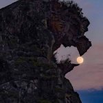 Gallery: Perfectly timed Moon